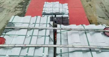 河北 芝麻白仿形加直形路沿石出货日常