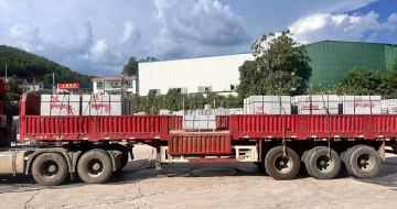 河北 芝麻灰花岗岩地铺石出货日常