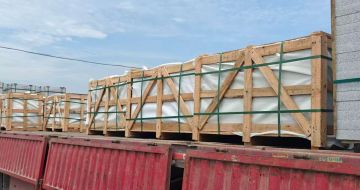 河北 芝麻白花岗岩地铺石出口专车-泰国游