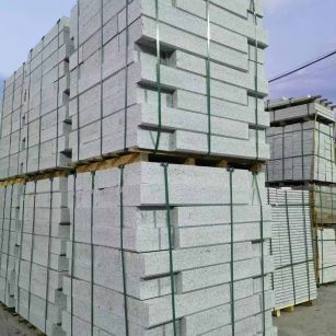 河北 芝麻白花岗岩路沿石，路缘石，路肩石，道牙，立缘石，马路牙子，街沿石，侧石等