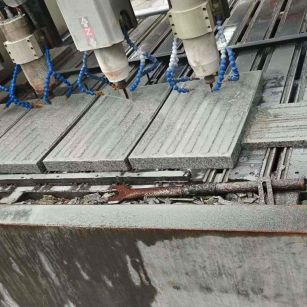 河北 芝麻白花岗岩荔枝面盲道雕刻