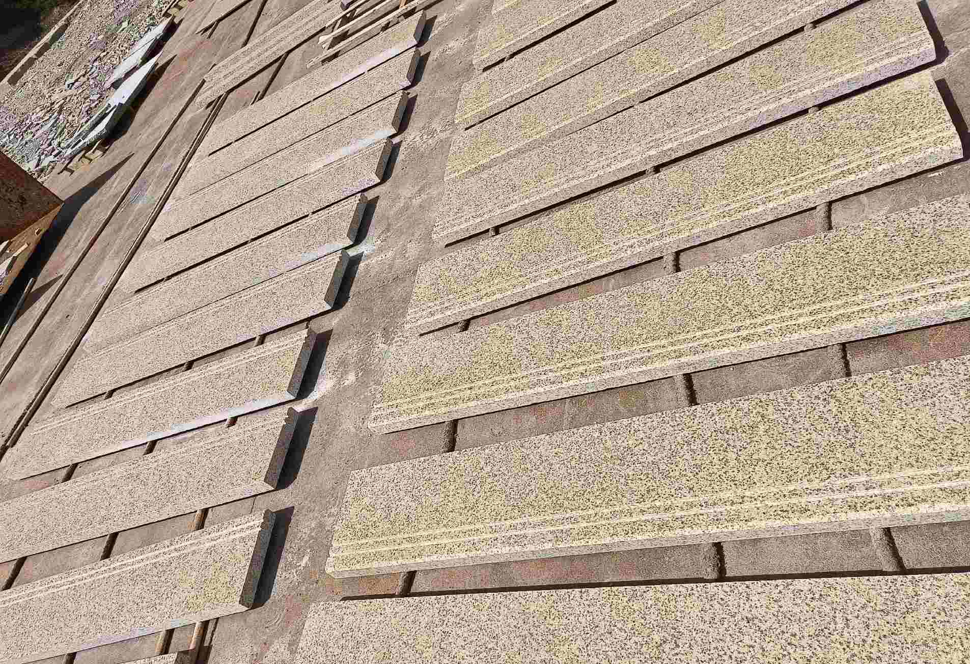 河北 黄金麻花岗岩光面楼梯踏步