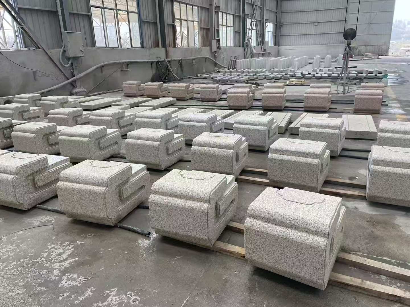 河北 白麻花岗岩异形加工-石凳，坐凳