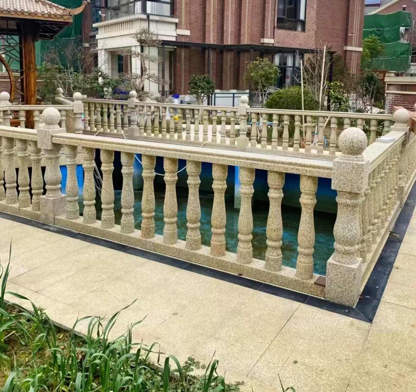 河北黄金麻花岗岩石材栏杆，扶手，将军柱，花瓶柱