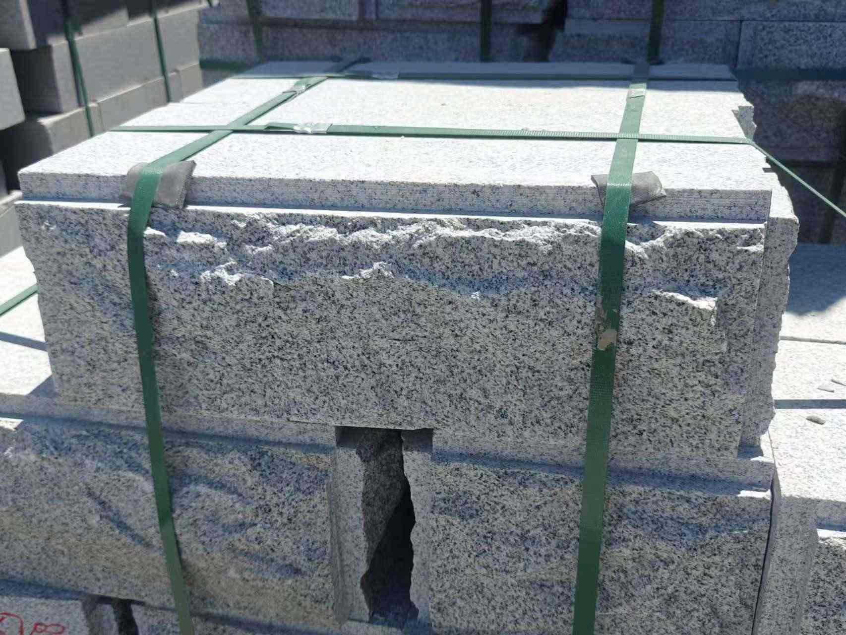 河北 芝麻白花岗岩自然面成品