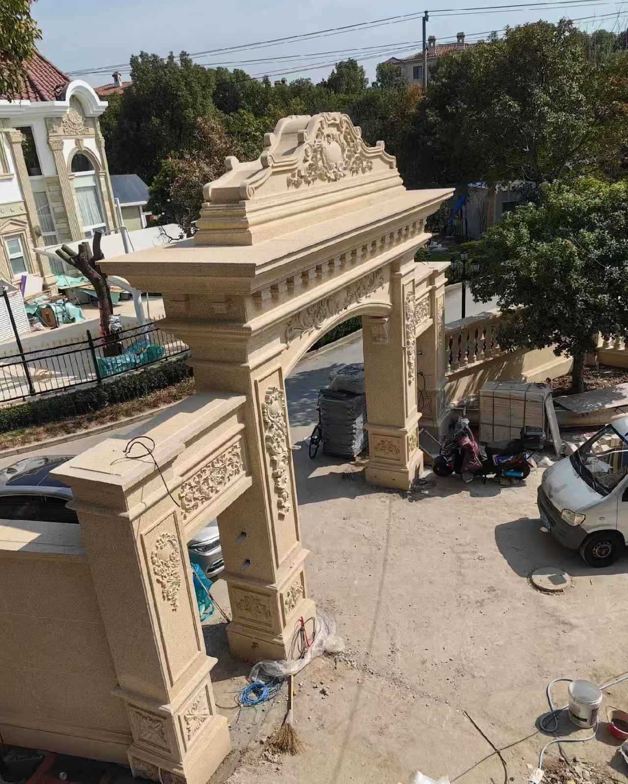 河北 黄金麻荔枝面花岗岩别墅门楼