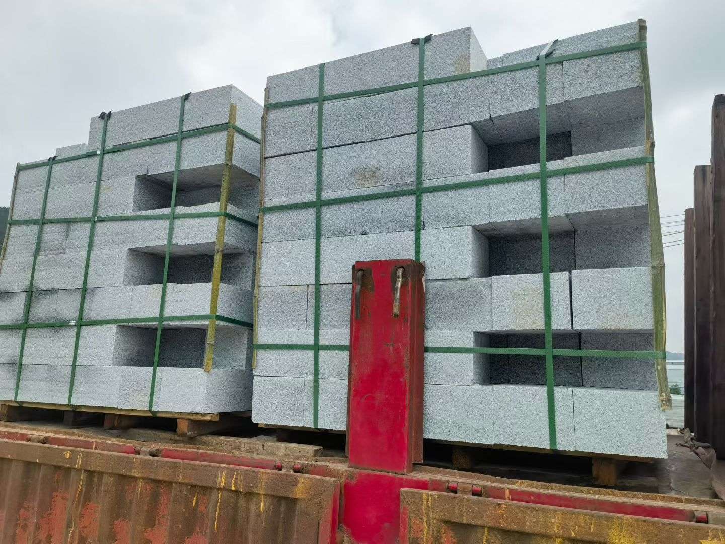 河北 芝麻白花岗岩路沿石，平石，路侧石，马路牙子，路缘石，立缘石，平缘石等