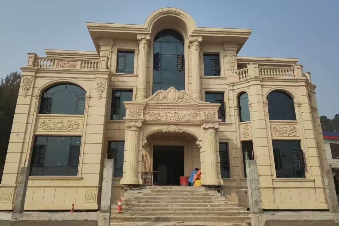 河北 黄金麻花岗岩别墅外墙干挂